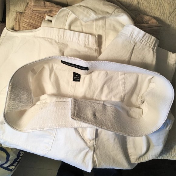 COUNTERPARTS Slimming Sensations Bermuda Shorts  8 - Picture 7 of 10